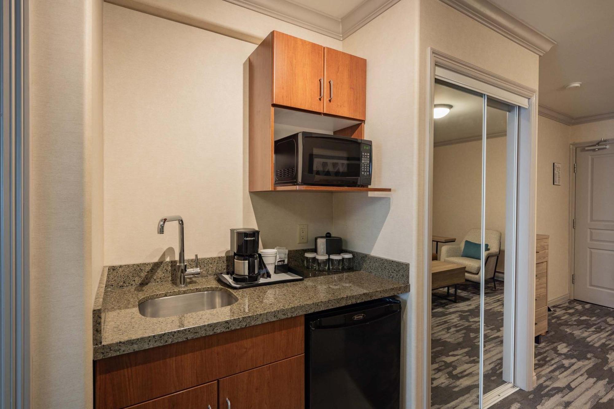 Sandman Hotel & Suites Winnipeg Airport Eksteriør bilde